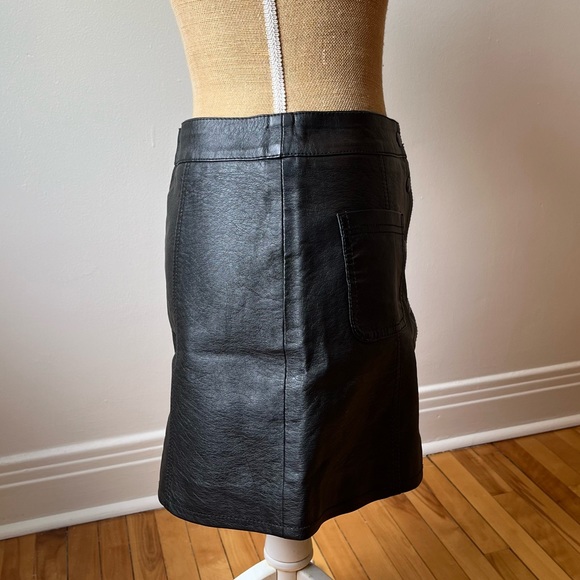 Pleather mini skirt with snap buttons and pockets - Picture 4 of 6